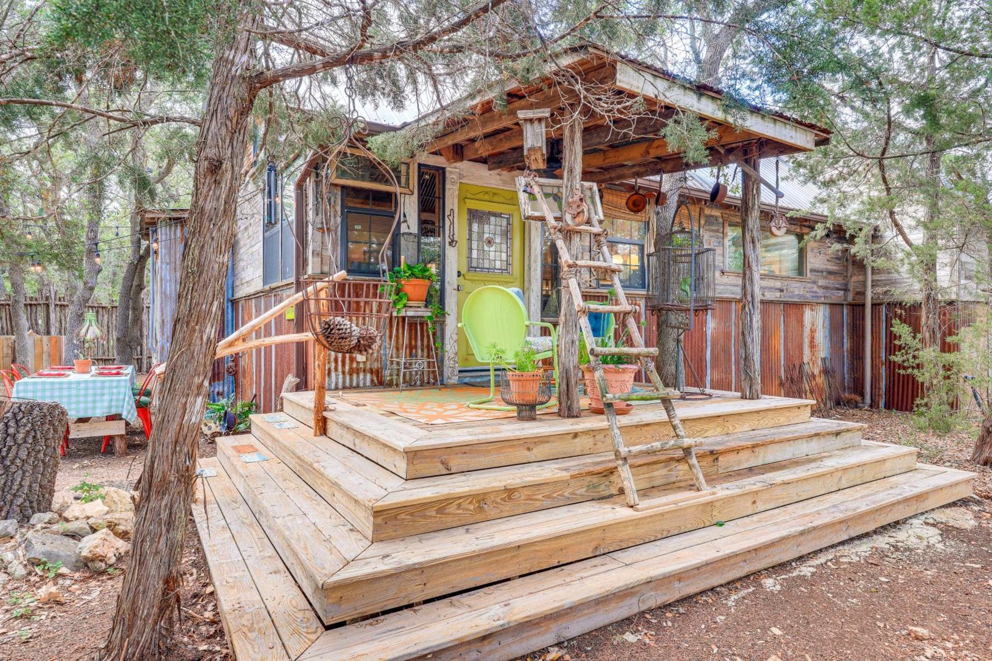 Pet-Friendly Wimberley Cabin With Fire Pit And Hot Tub Екстер'єр фото
