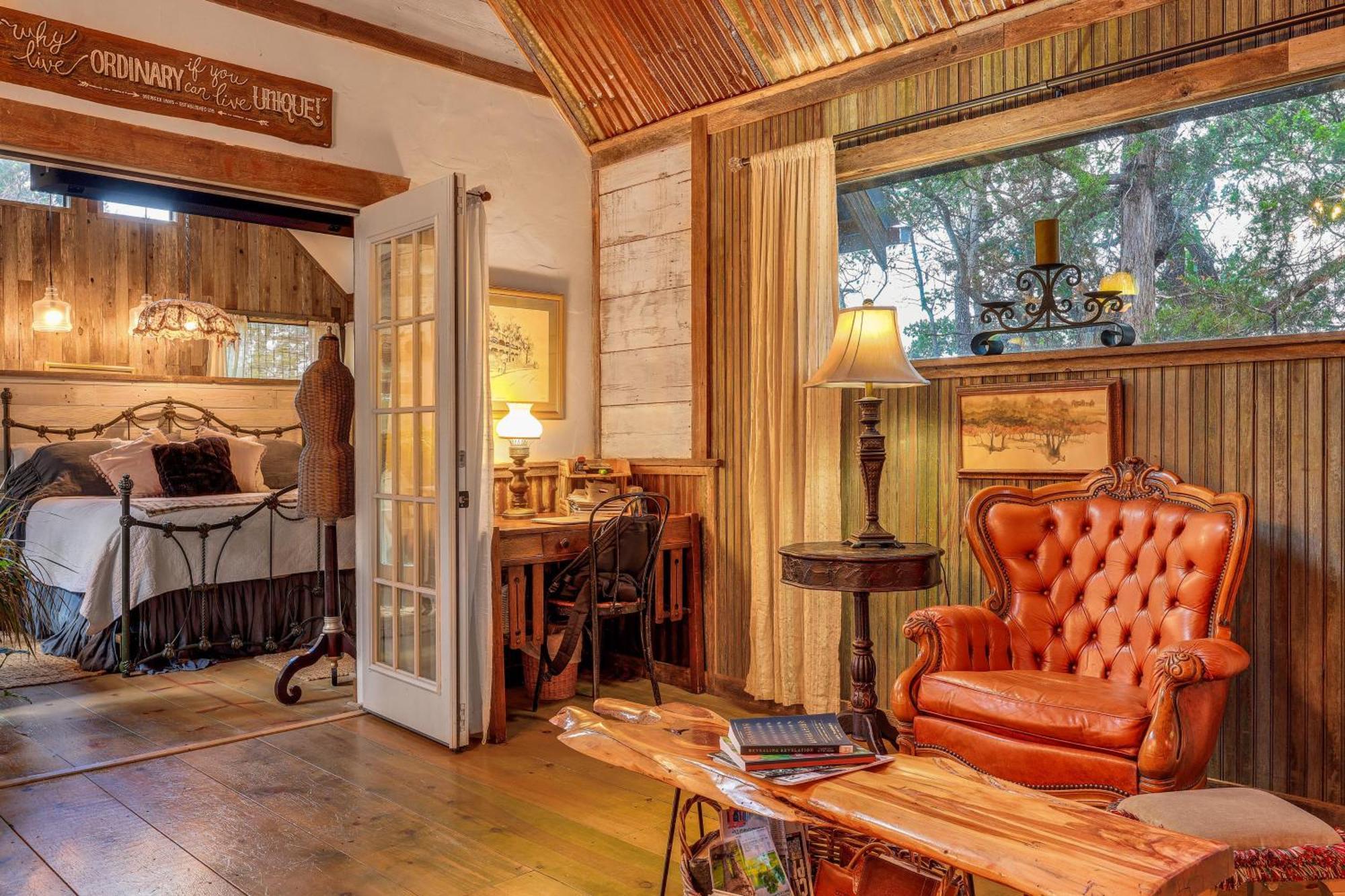 Pet-Friendly Wimberley Cabin With Fire Pit And Hot Tub Екстер'єр фото